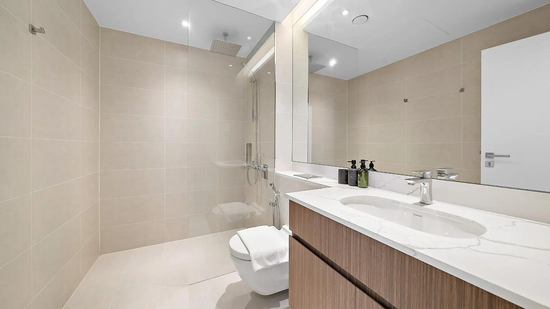 Vayk - Modern 2Br With Stunning Sea View In Port De La Mer 두바이 아랍에미리트